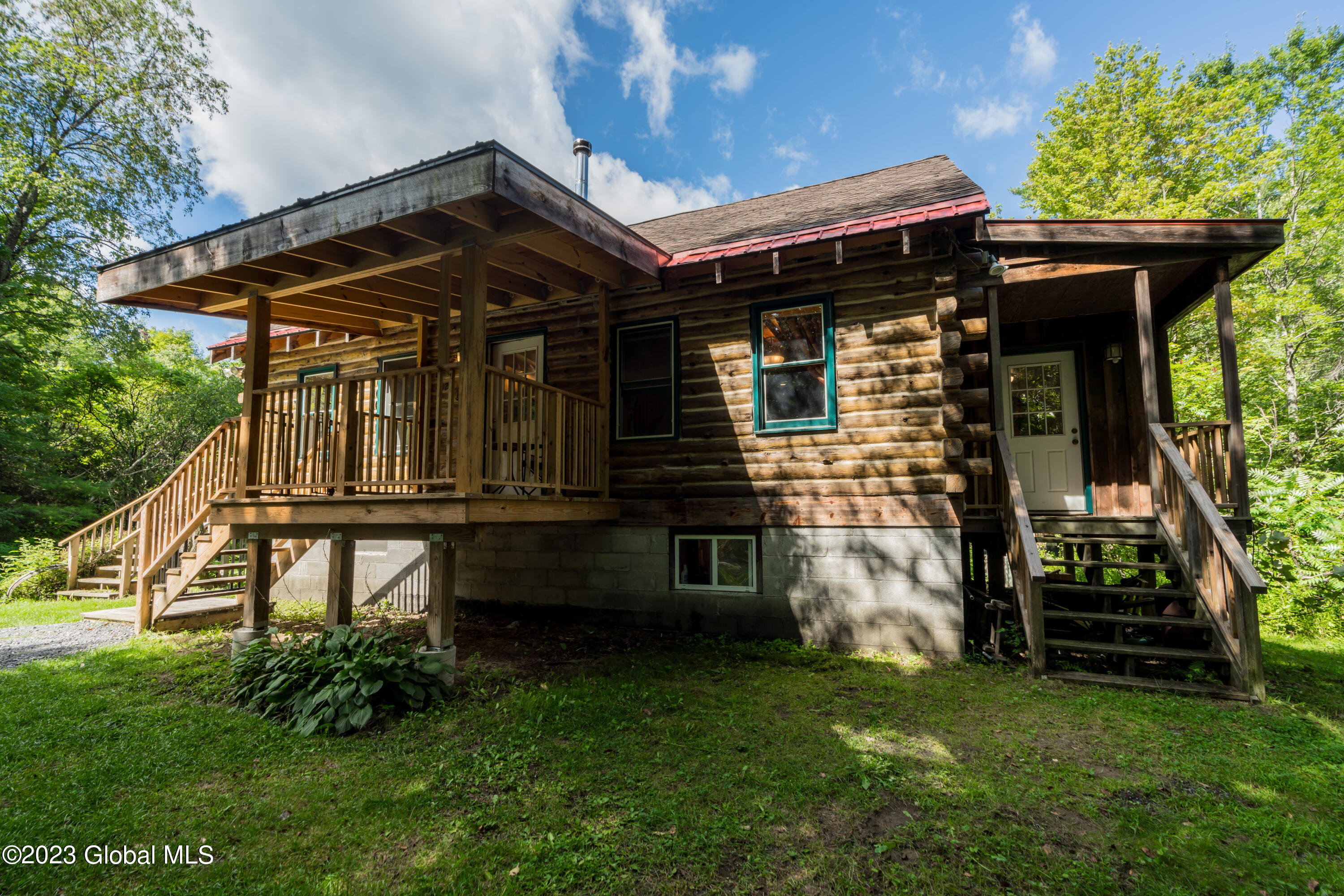 120 Howe Road Greenfield, NY 12833 - Photo 3 of 42 DSC09503