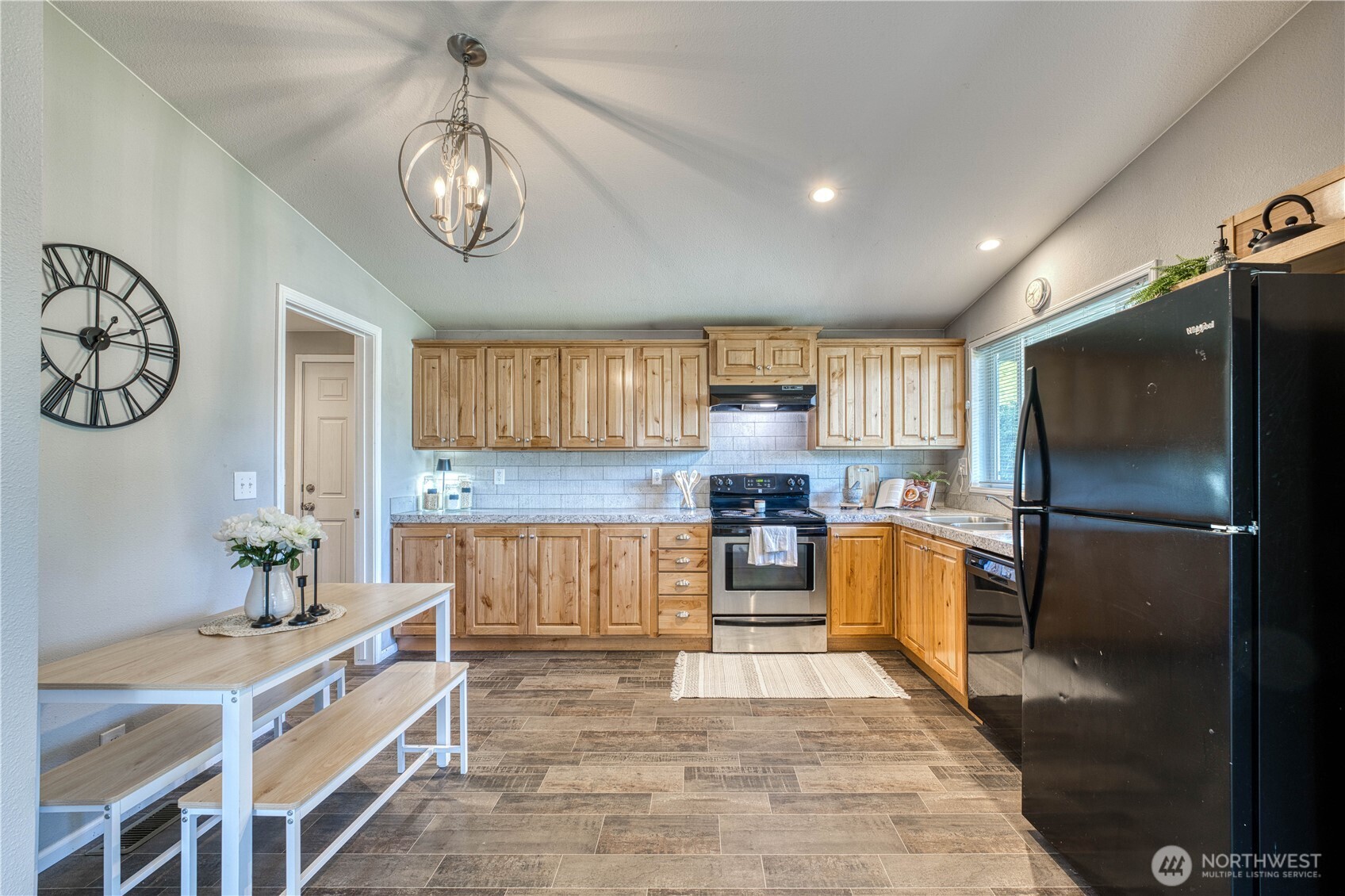 4436 Southeast Horstman Road Port Orchard, WA 98366 - Photo 8 of 20 Gallery Image 8