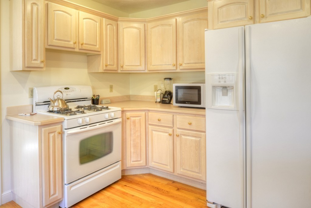 39 Arrowhead Farm Road Boxford, MA 01921 - Photo 11 of 28