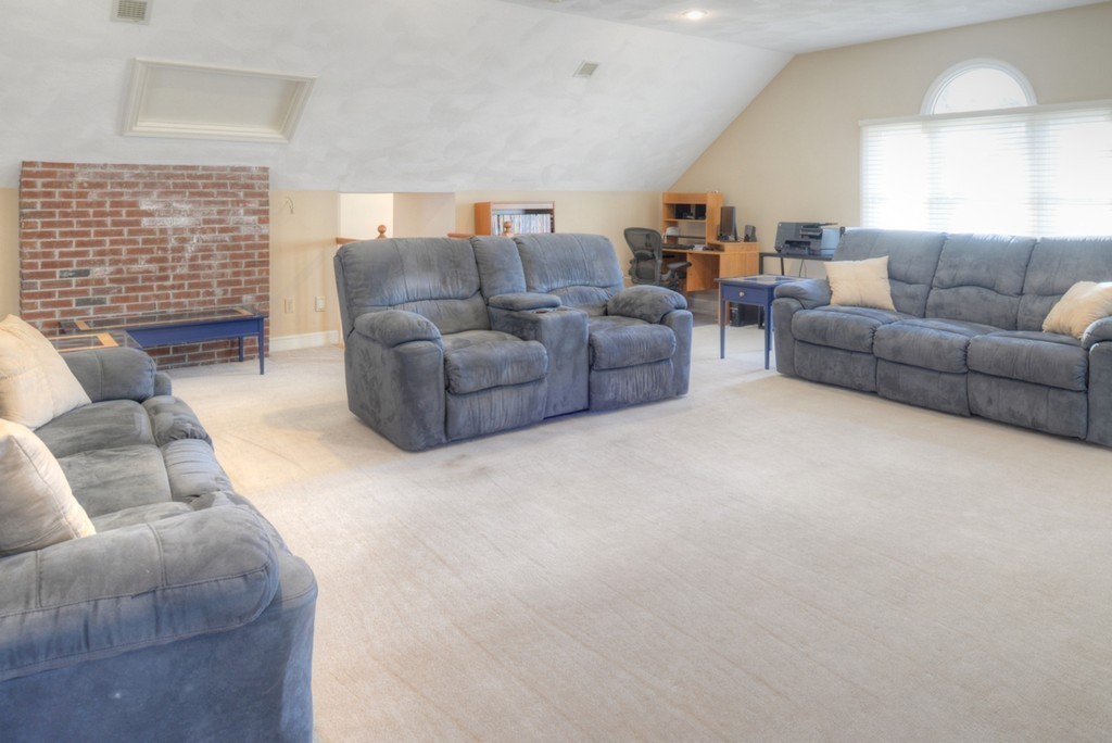 39 Arrowhead Farm Road Boxford, MA 01921 - Photo 15 of 28