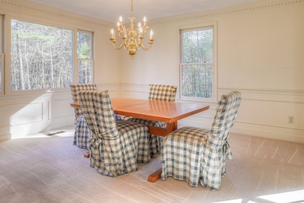 39 Arrowhead Farm Road Boxford, MA 01921 - Photo 5 of 28