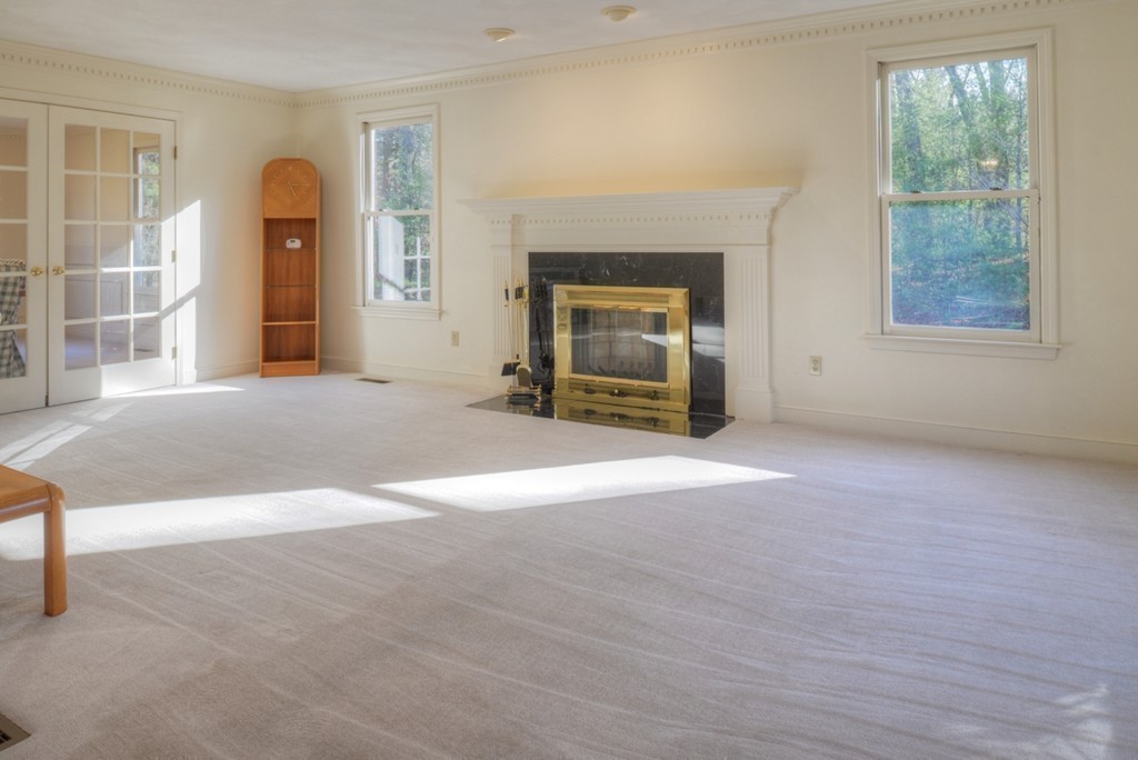 39 Arrowhead Farm Road Boxford, MA 01921 - Photo 6 of 28