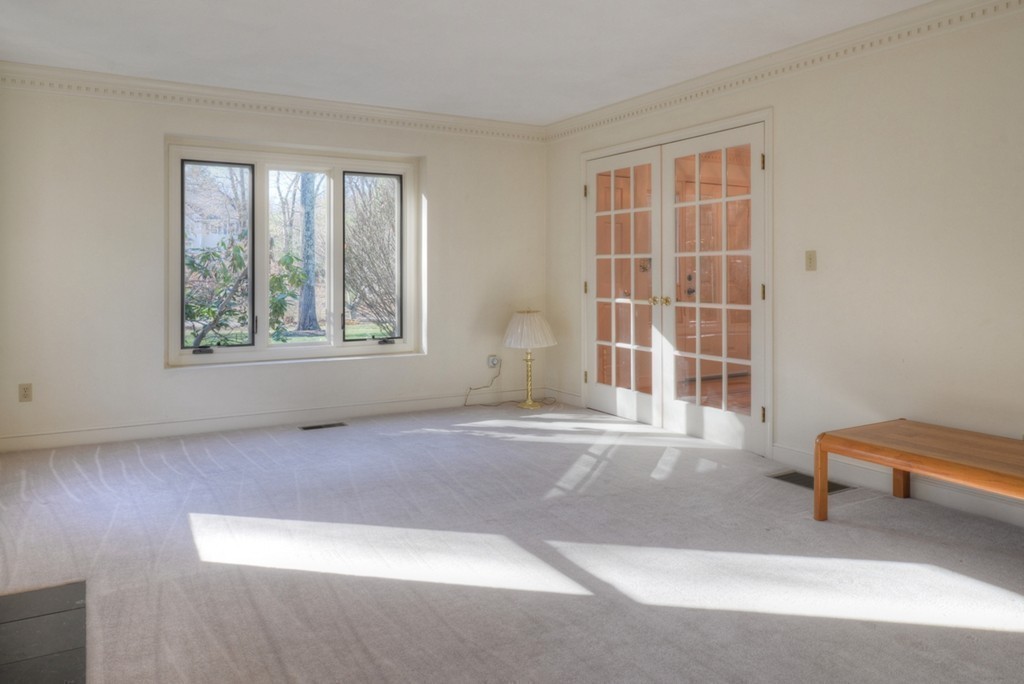 39 Arrowhead Farm Road Boxford, MA 01921 - Photo 8 of 28