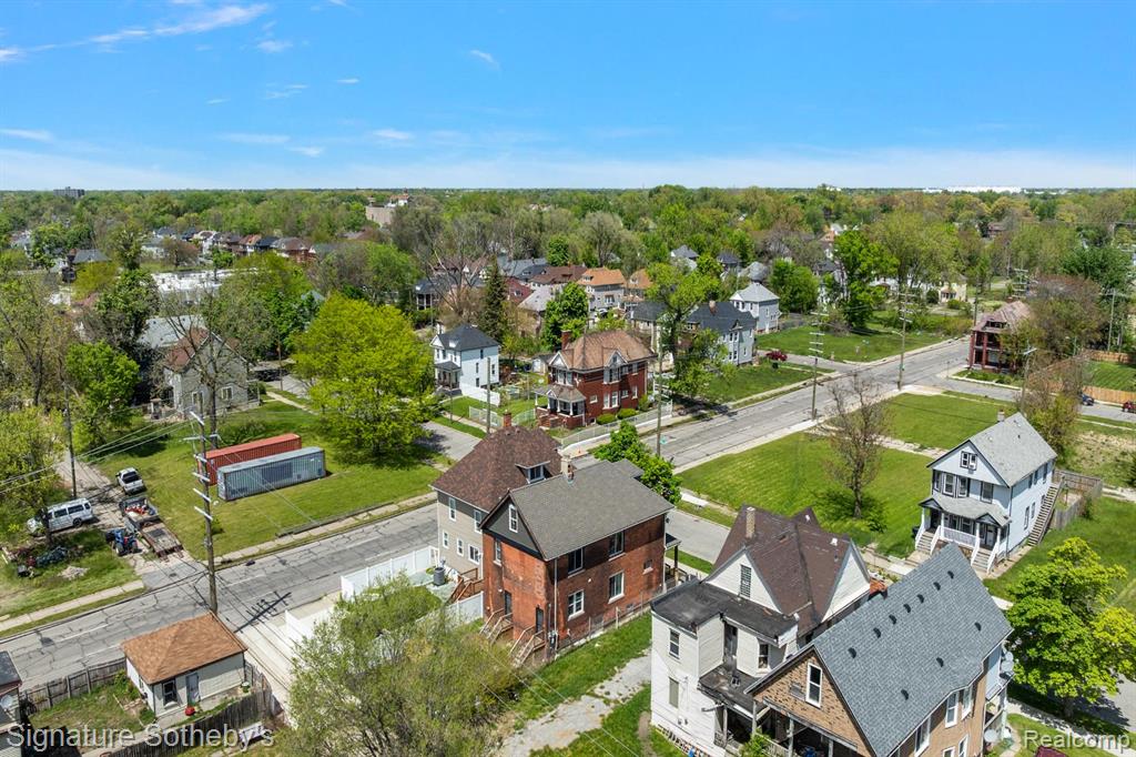2571 Townsend Street Detroit, MI 48214 - Photo 33 of 34
