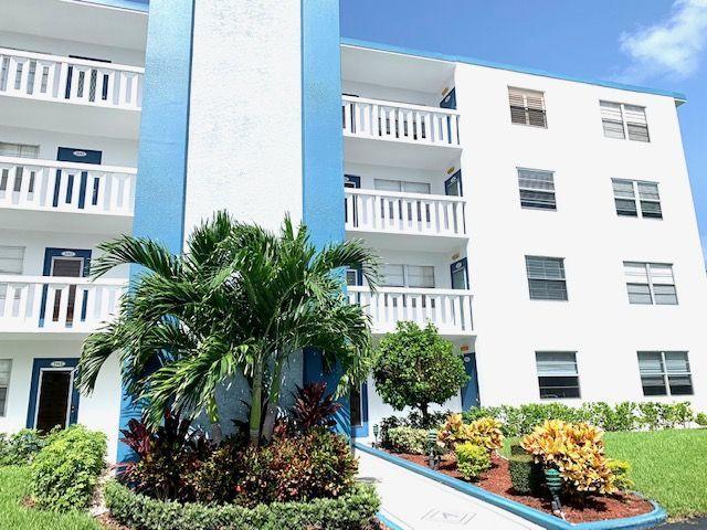 2001 Exeter Boca Raton, FL 33434 - Photo 2 of 20 Second Floor Corner Apt