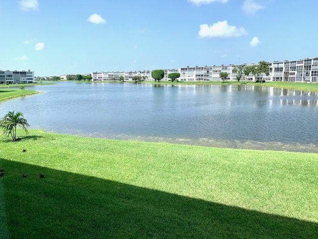 2001 Exeter Boca Raton, FL 33434 - Photo 10 of 20 Lake View