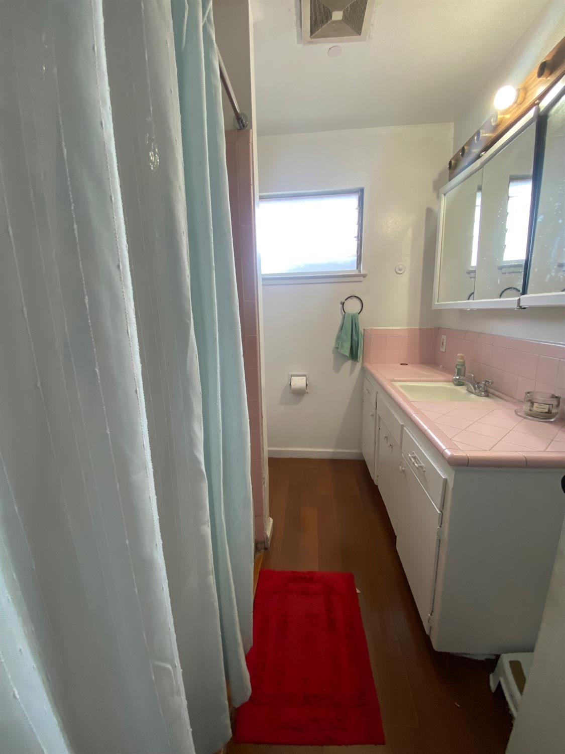 333 East Linden Avenue Reedley, CA 93654 - Photo 10 of 17