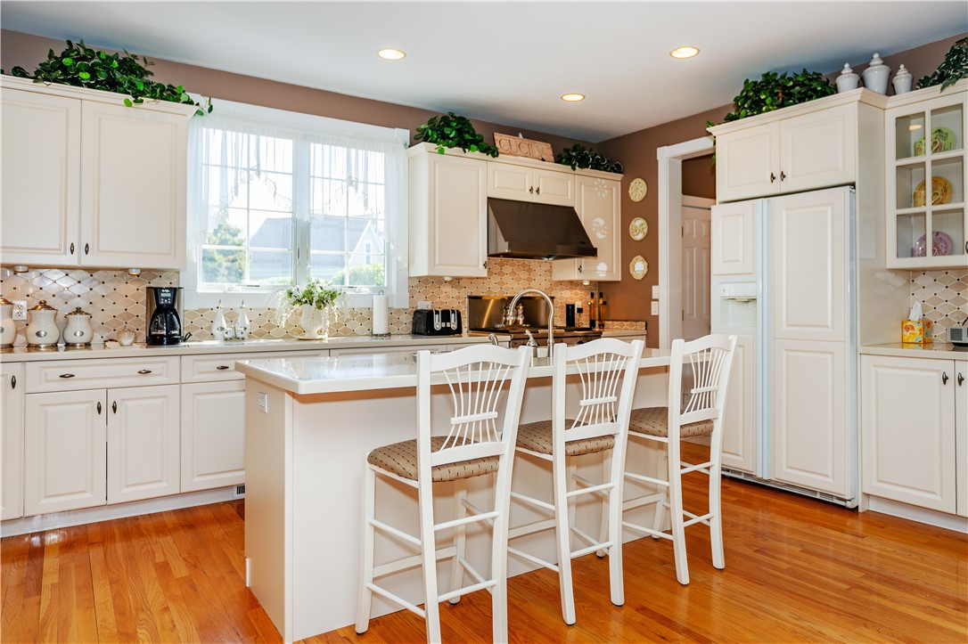 389 Wickford Point Road North Kingstown, RI 02852 - Photo 15 of 49