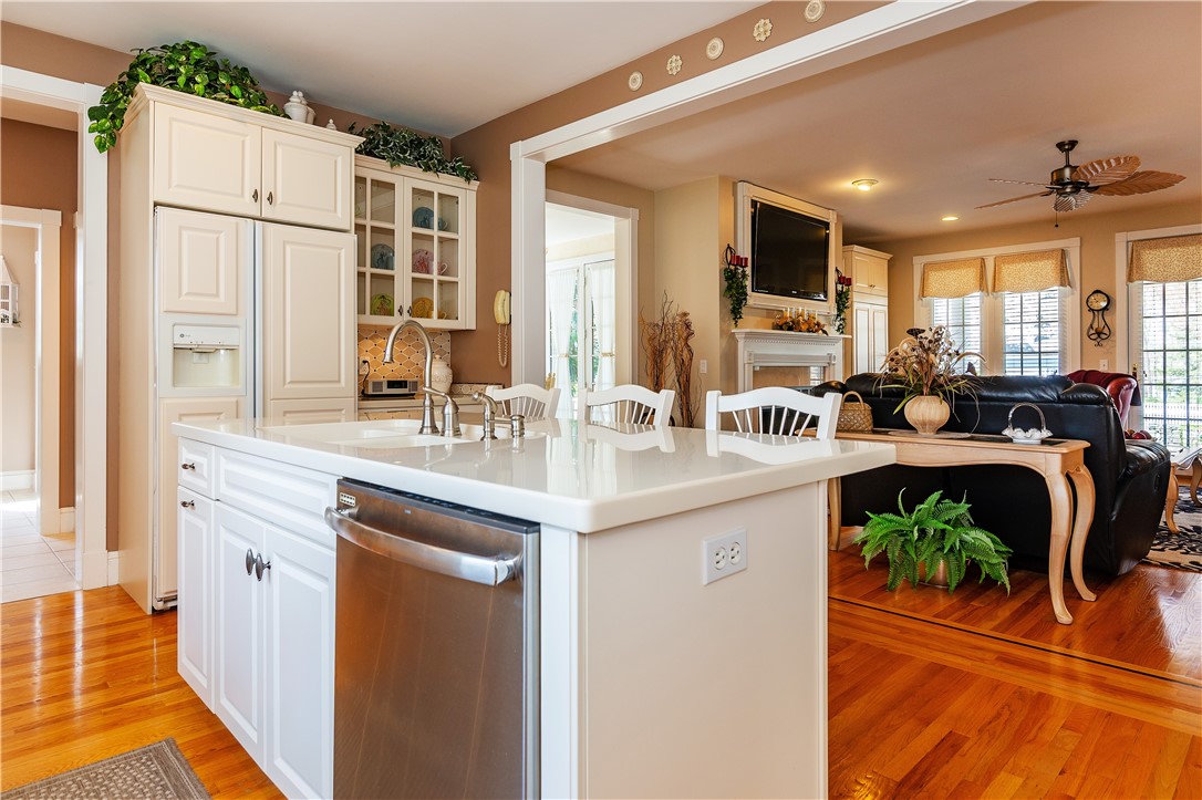 389 Wickford Point Road North Kingstown, RI 02852 - Photo 18 of 49