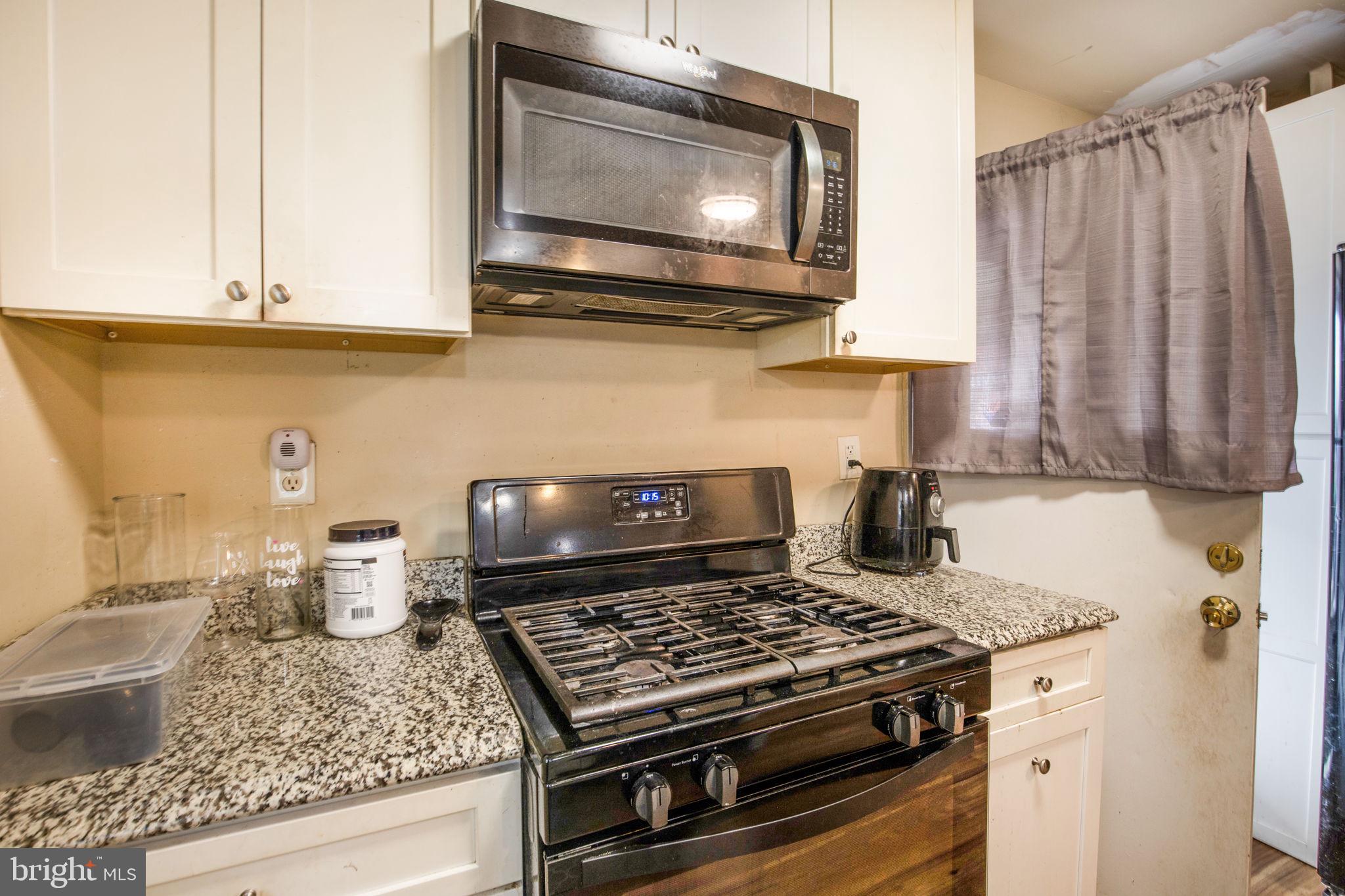 459 Riggs Road Northeast Washington, DC 20011 - Photo 14 of 31 Kitchen