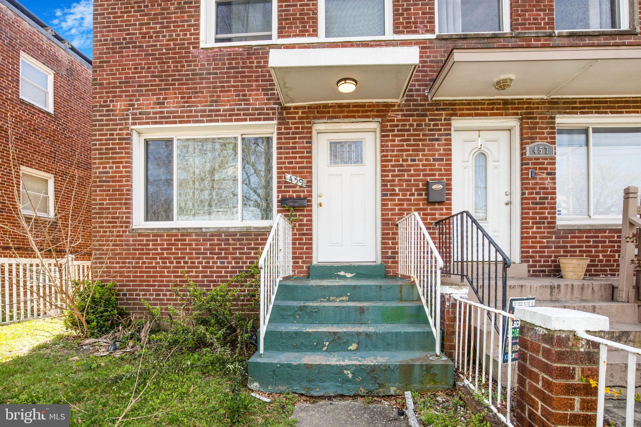 459 Riggs Road Northeast Washington, DC 20011 - Photo 5 of 31