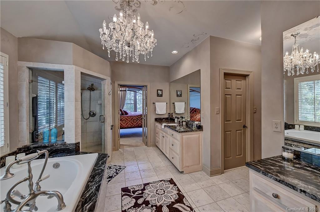 16126 Woolwine Road Charlotte, NC 28278 - Photo 11 of 36 Gallery Image 11