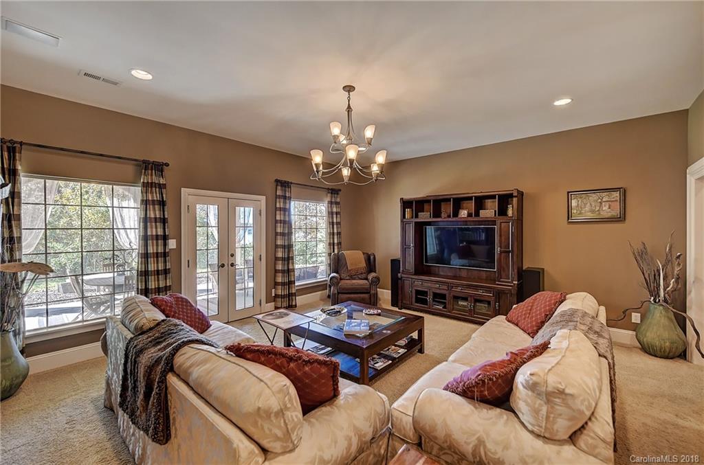 16126 Woolwine Road Charlotte, NC 28278 - Photo 19 of 36 Gallery Image 19
