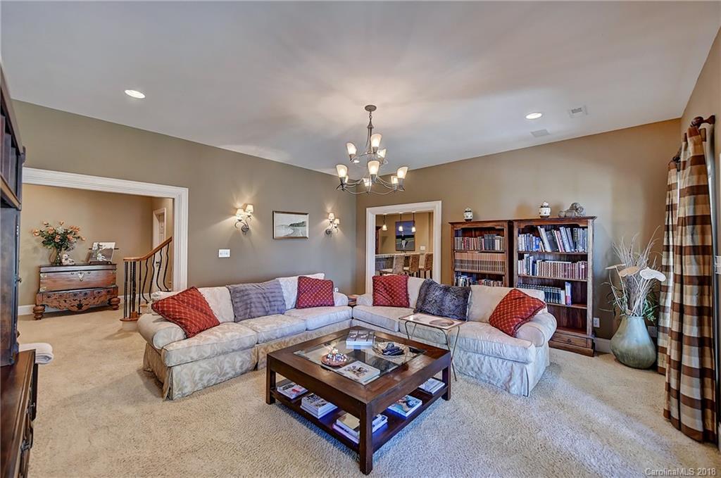 16126 Woolwine Road Charlotte, NC 28278 - Photo 20 of 36 Gallery Image 20