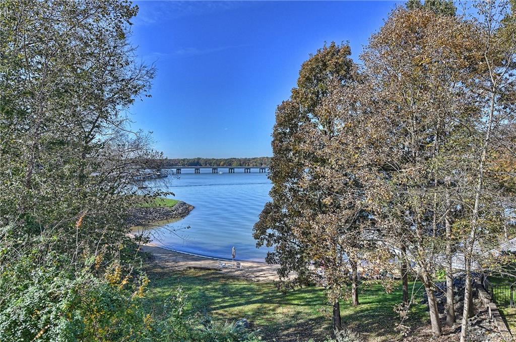 16126 Woolwine Road Charlotte, NC 28278 - Photo 34 of 36 Gallery Image 34