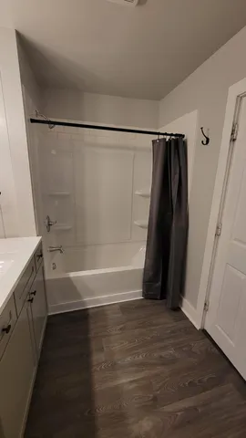 $389,900 | 700 Broadway Avenue Northwest, Grand Rapids, MI 49504