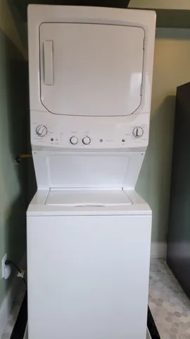 $389,900 | 700 Broadway Avenue Northwest, Grand Rapids, MI 49504