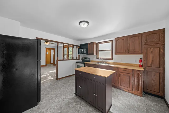 $179,900 | 402 North 2nd Street, Earlville, IL 60518