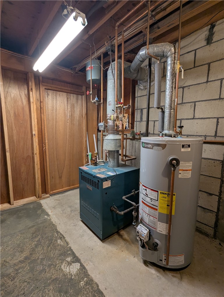 699 Lower River Road Lincoln, RI 02865 - Photo 13 of 23