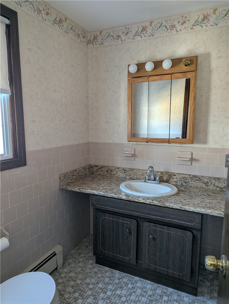 699 Lower River Road Lincoln, RI 02865 - Photo 20 of 23