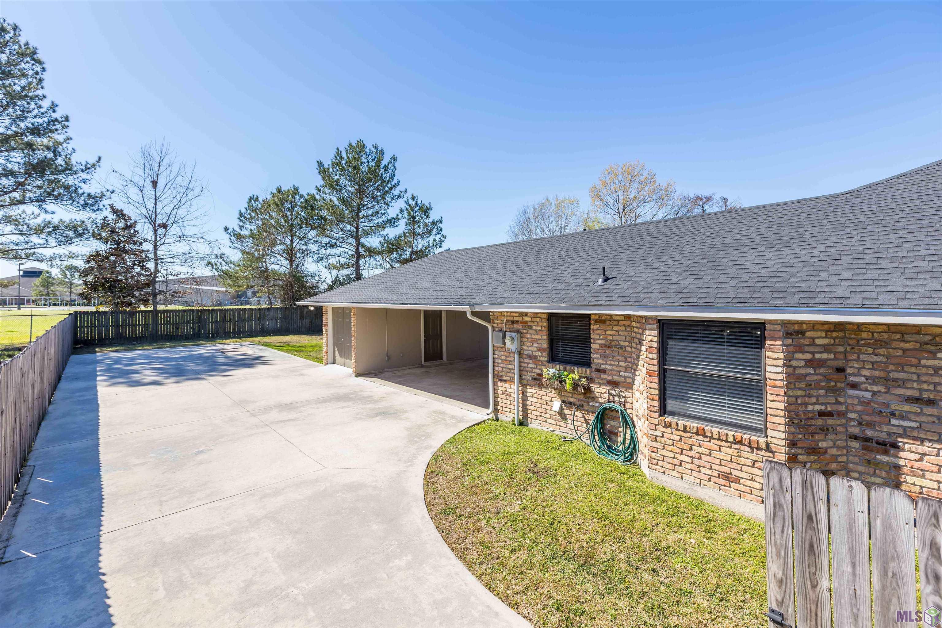 15132 7 Pines Avenue Baton Rouge, LA 70817 - Photo 31 of 37