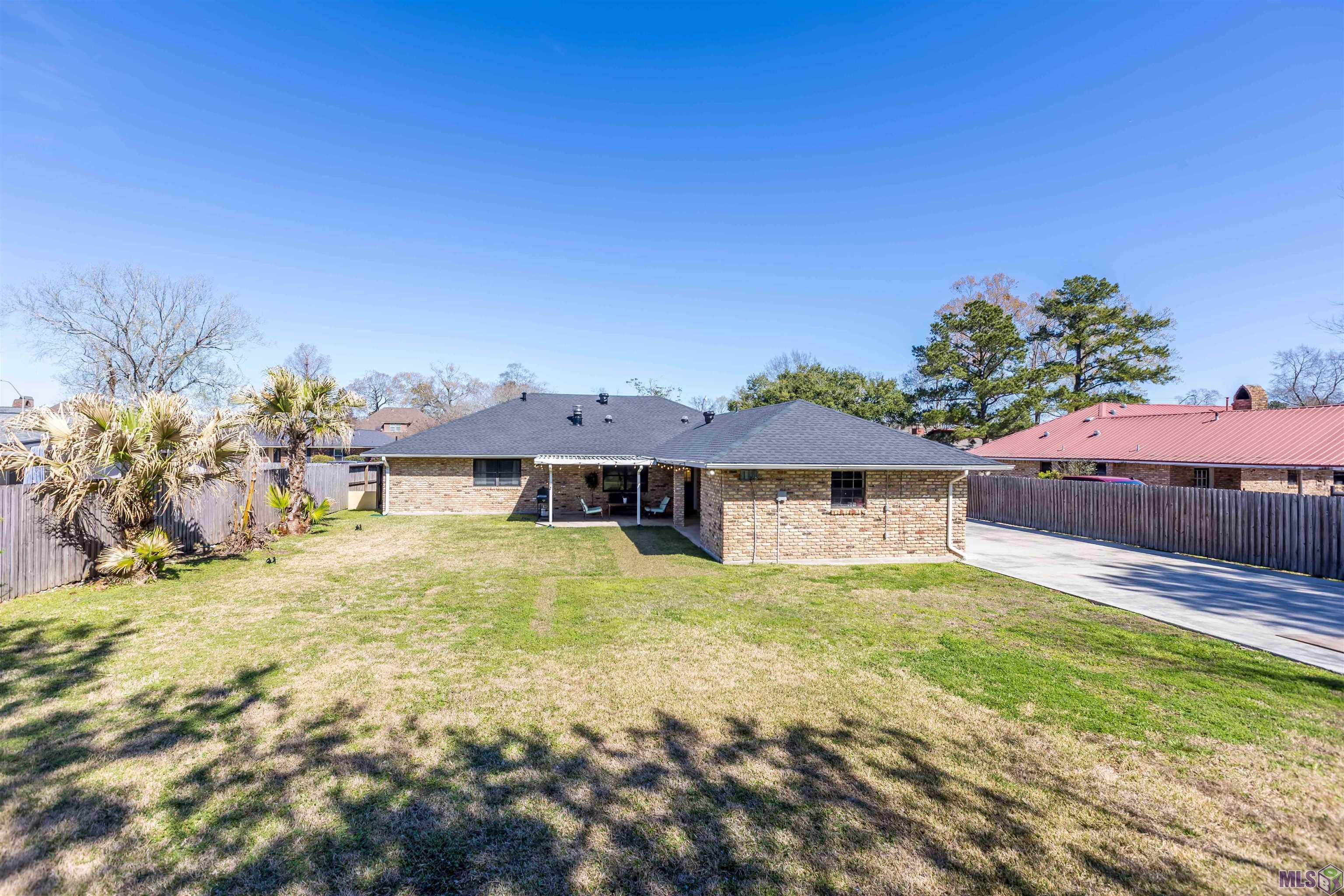 15132 7 Pines Avenue Baton Rouge, LA 70817 - Photo 34 of 37