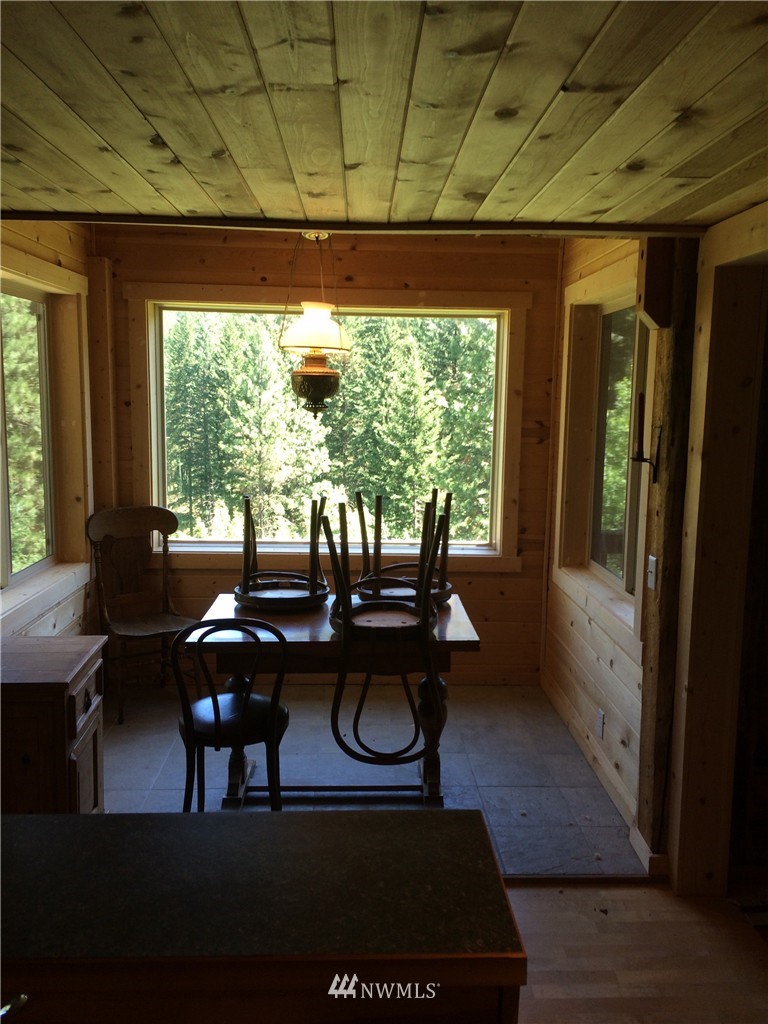 16 Old Cabin Road Winthrop, WA 98862 - Photo 5 of 8 Gallery Image 5