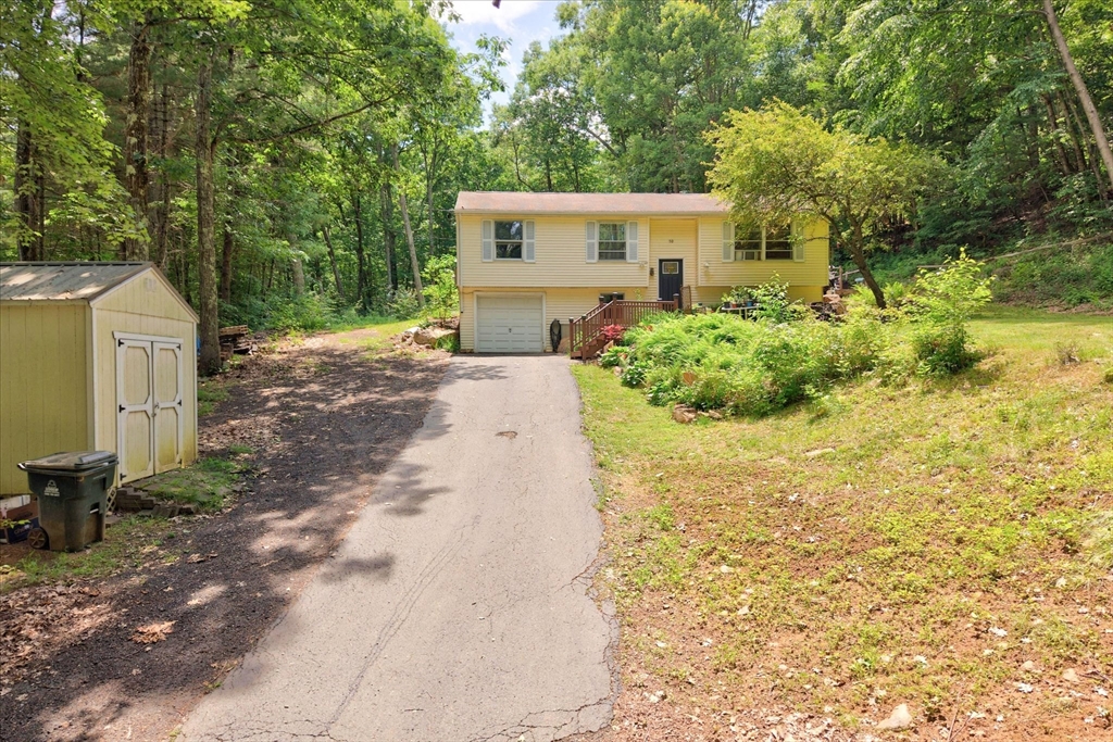 50 Monson Road Wales, MA 01081 - Photo 2 of 34