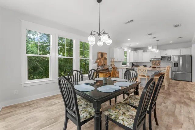 $2,500 | 187 Portland Park Road, Freeport, FL 32439