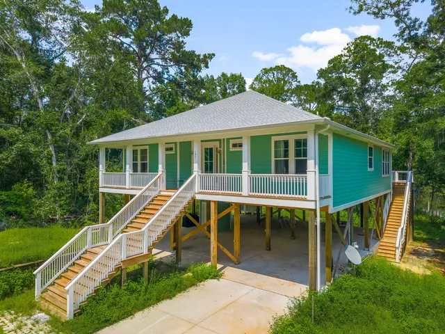 $2,500 | 187 Portland Park Road, Freeport, FL 32439