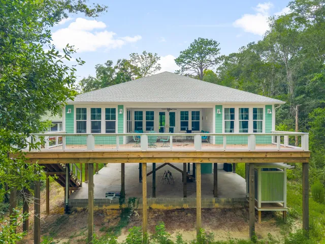 $2,500 | 187 Portland Park Road, Freeport, FL 32439