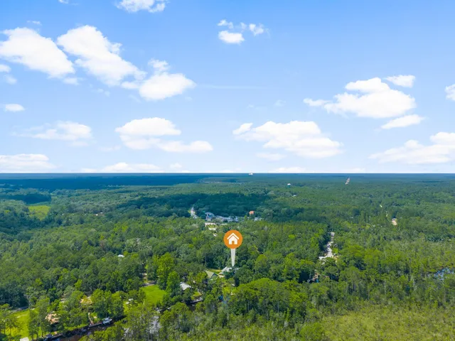 $2,500 | 187 Portland Park Road, Freeport, FL 32439