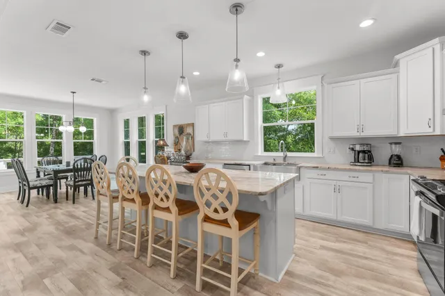 $2,500 | 187 Portland Park Road, Freeport, FL 32439