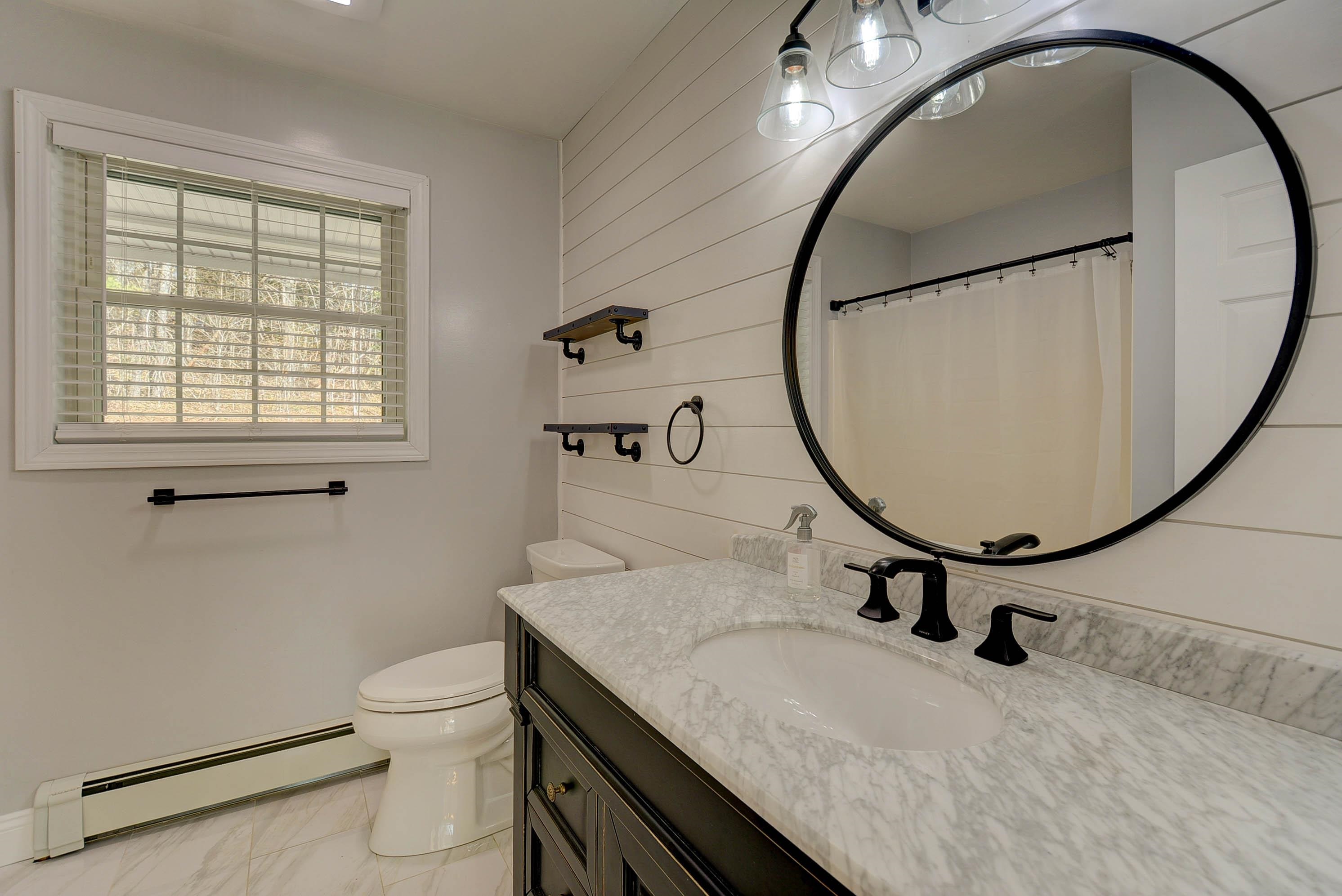 75 Tabor Circle Albany, NH 03818 - Photo 10 of 41