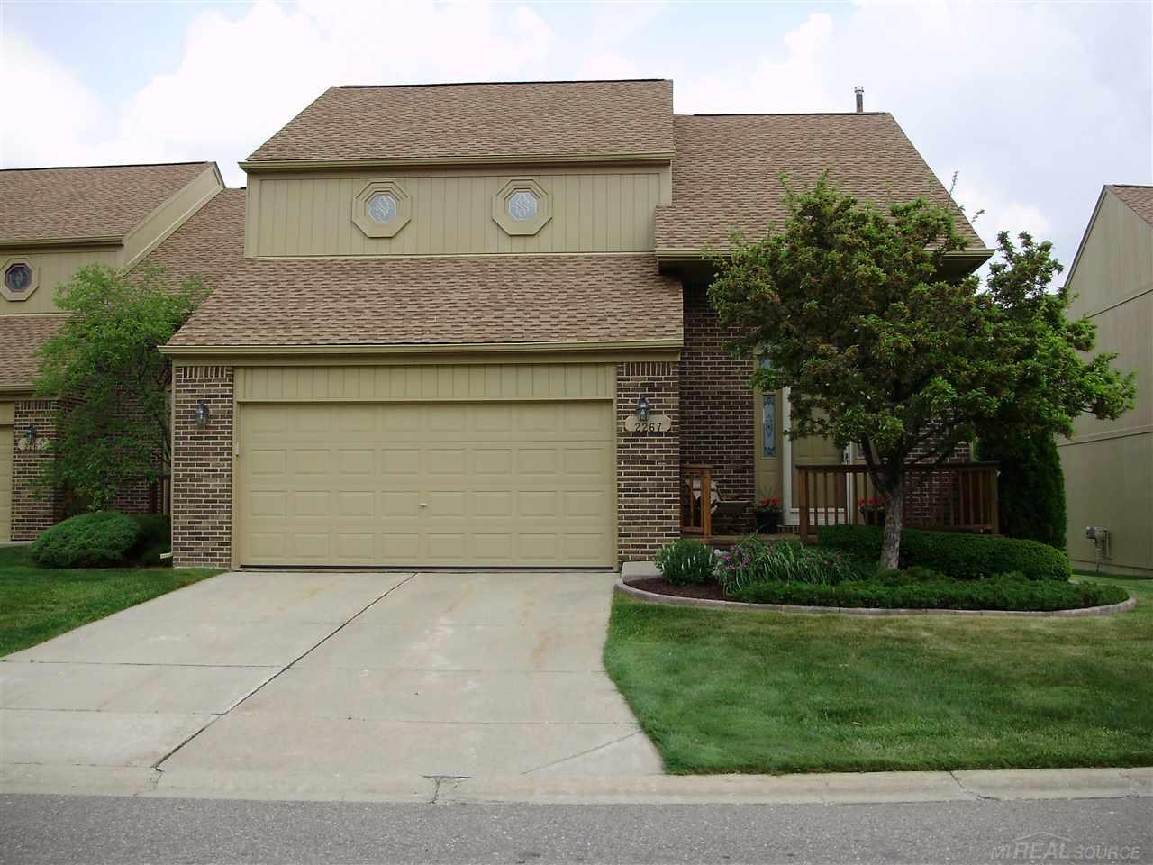 2267 Crystal Drive Rochester, MI 48309 - Photo 1 of 33 31292366.JPG