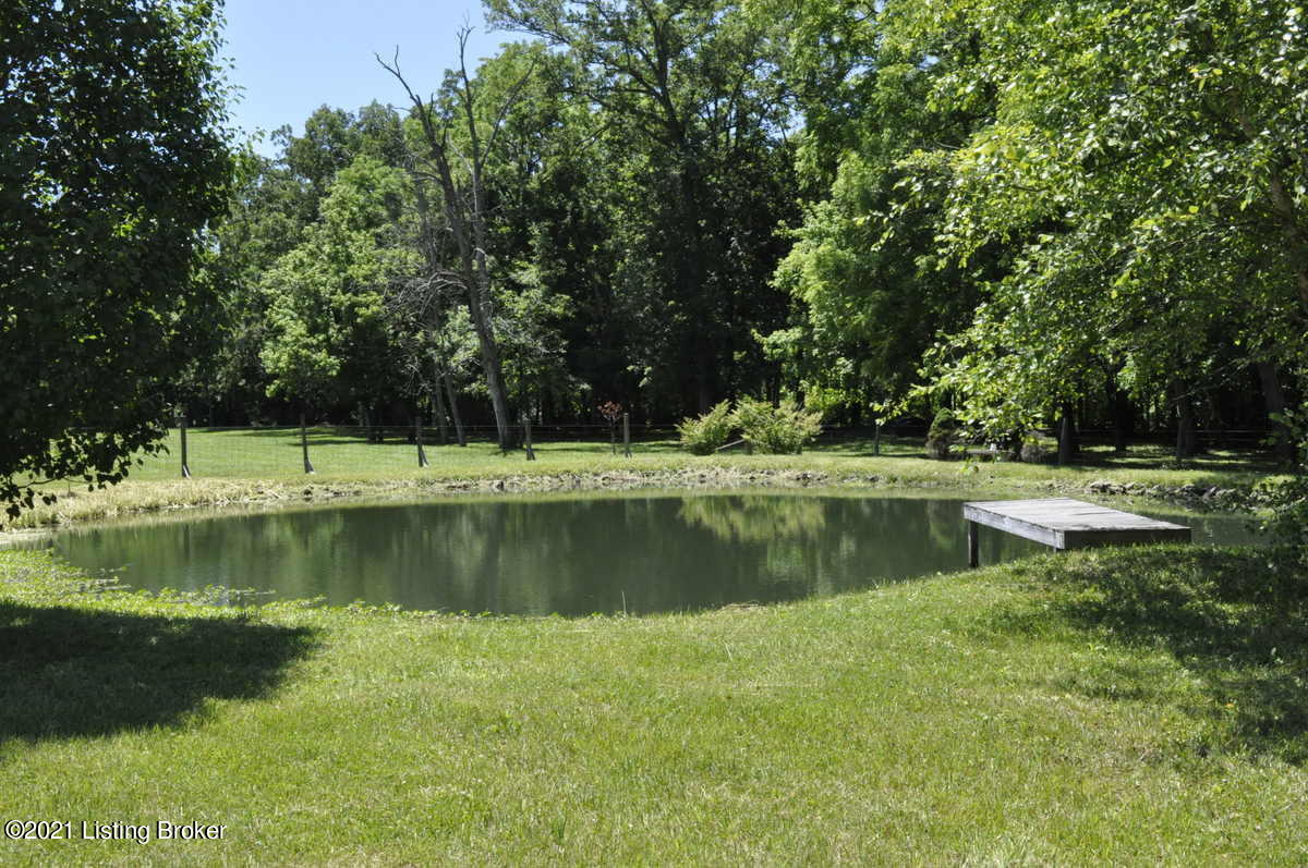 9300 Broad Run Road Louisville, KY 40291 - Photo 11 of 28 12Pond