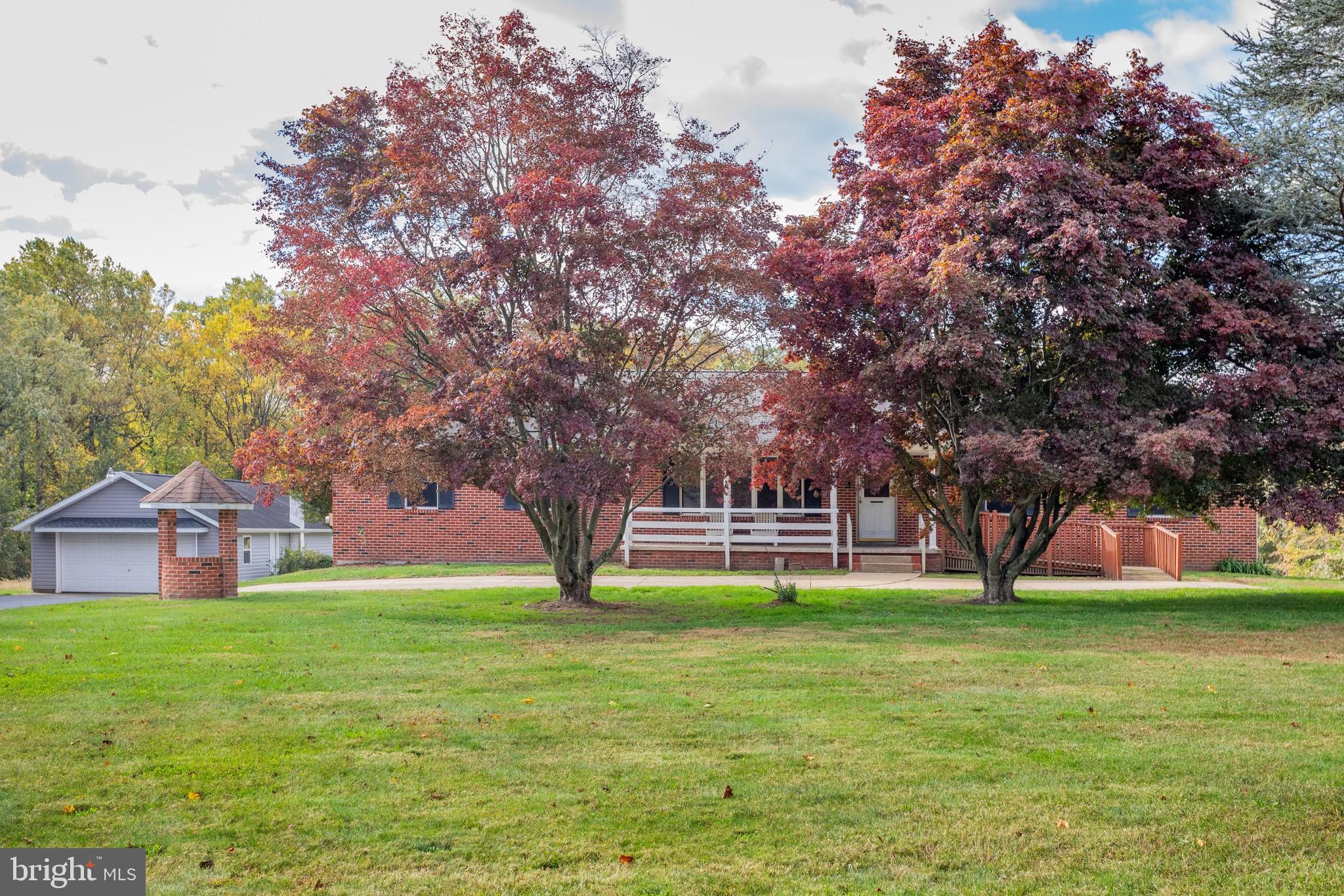 1457 Appleton Road Elkton, MD 21921 - Photo 36 of 36 FOLLOW MY HEELS!