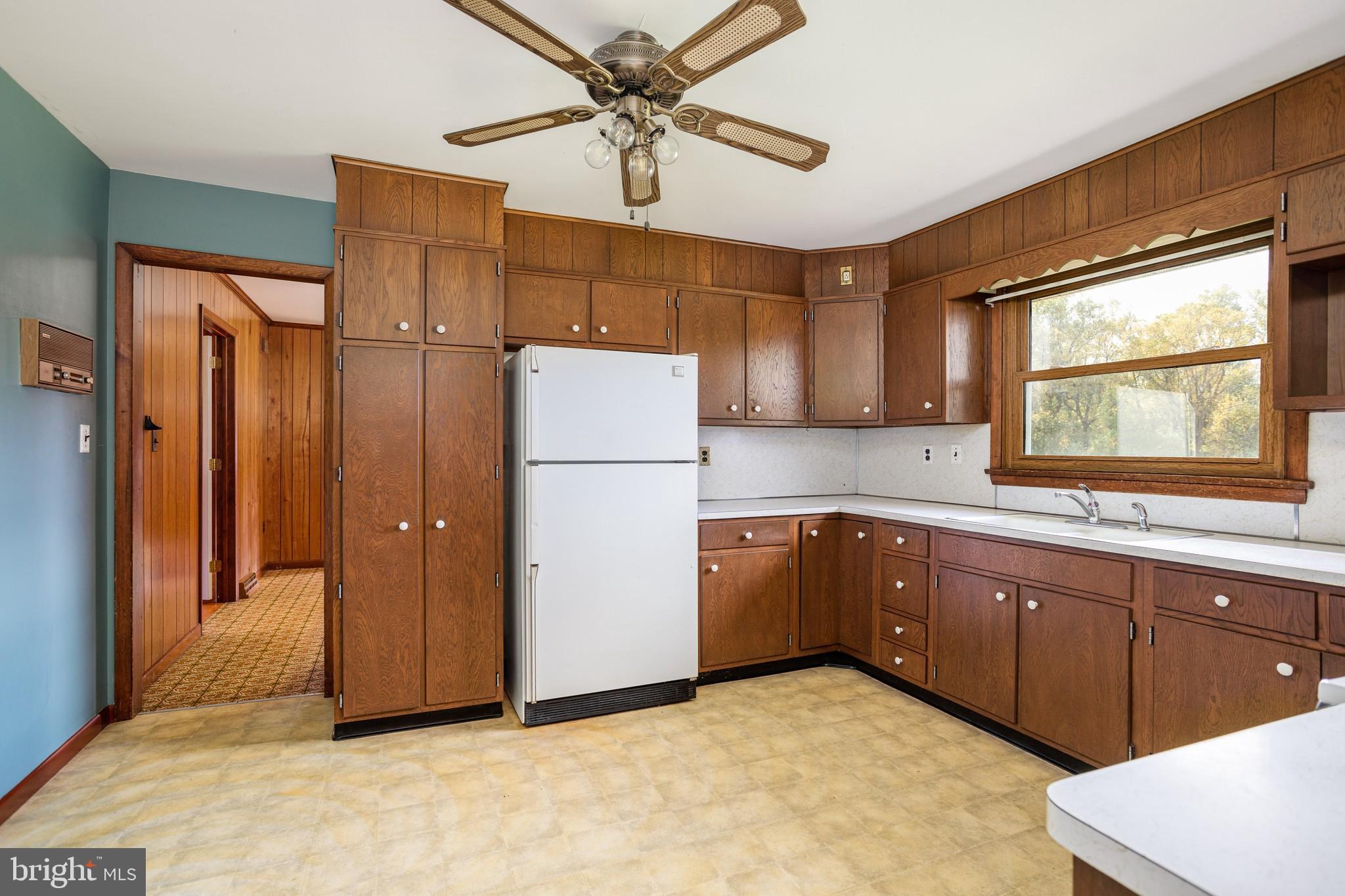 1457 Appleton Road Elkton, MD 21921 - Photo 9 of 36 Kitchen facing laundry area