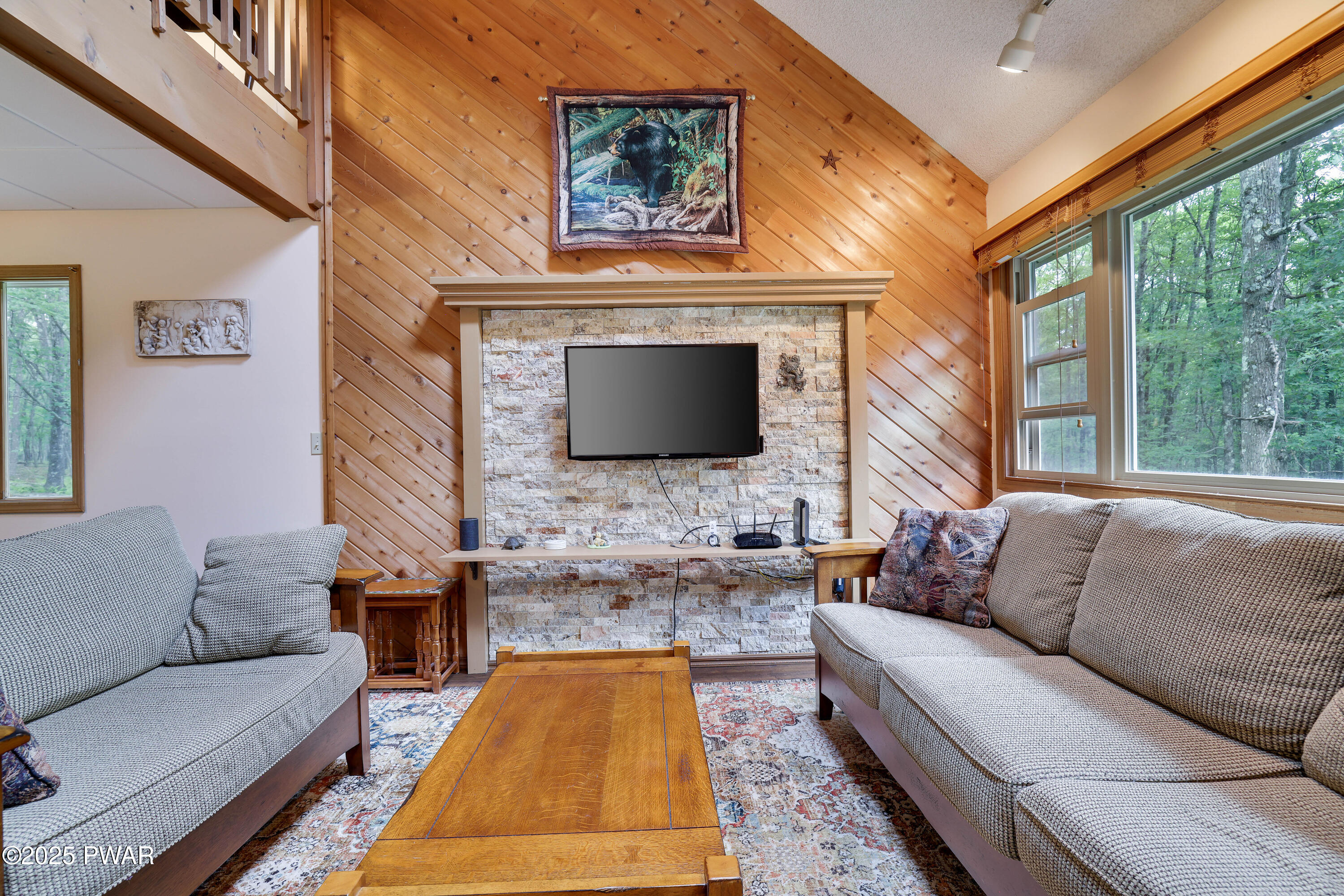 26 Deer Run Road Hawley, PA 18428 - Photo 4 of 60 Living Area