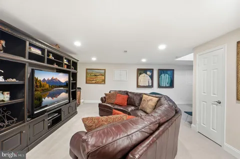 $1,469,000 | 6610 Madison McLean Drive, McLean, VA 22101