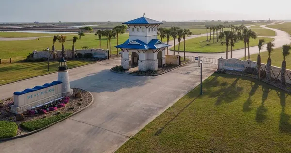 $210,000 | 3513 Pelican Way, Palacios, TX 77465