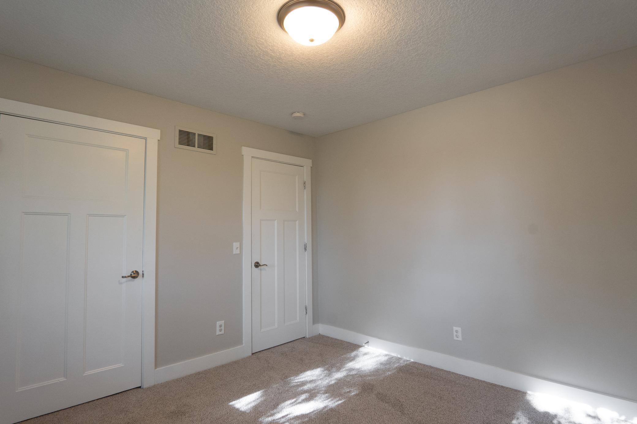 1602 Johnson Street Northeast Minneapolis, MN 55413 - Photo 16 of 21