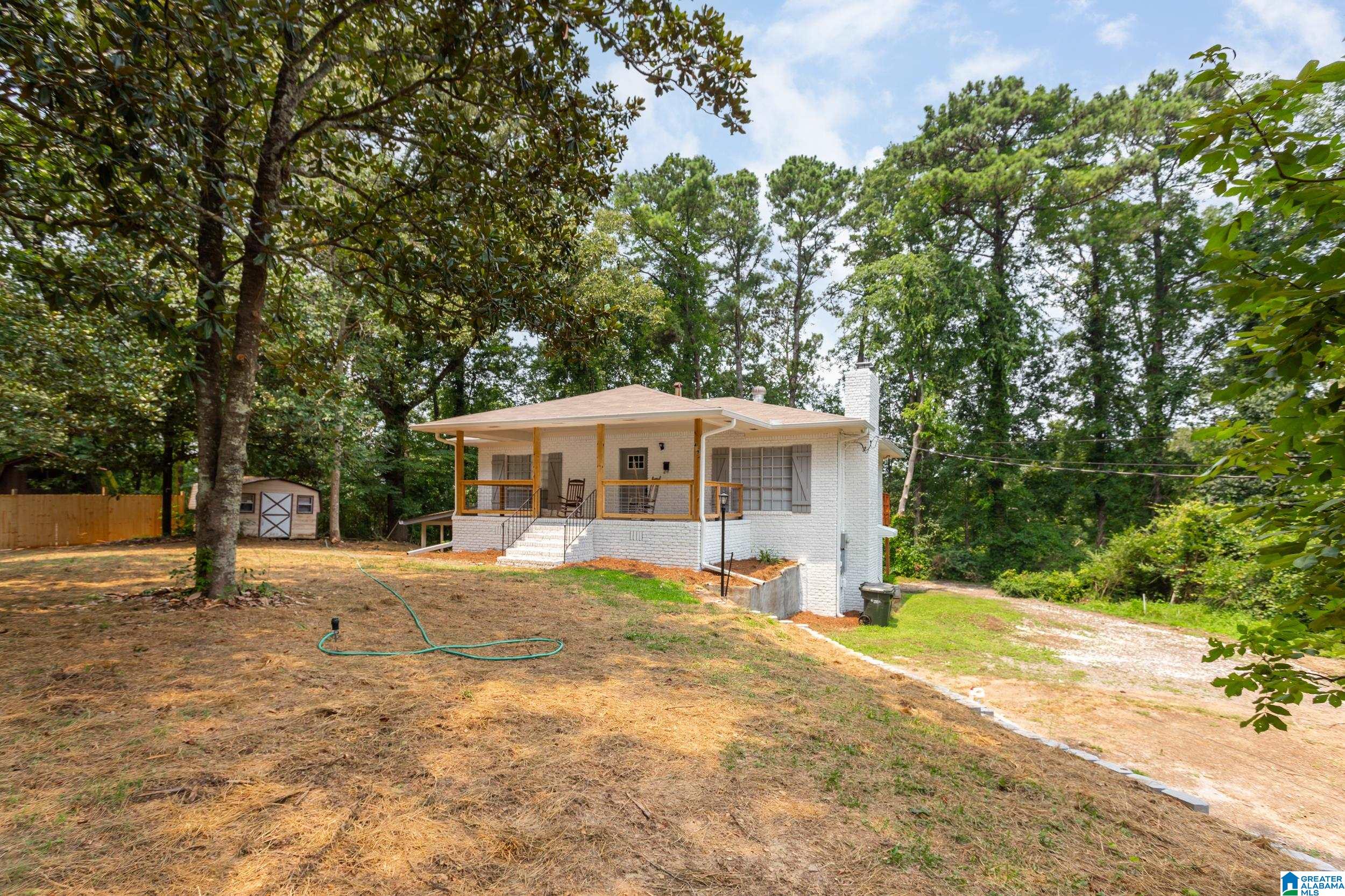 499 Annie Lee Road Trussville, AL 35173 - Photo 2 of 33