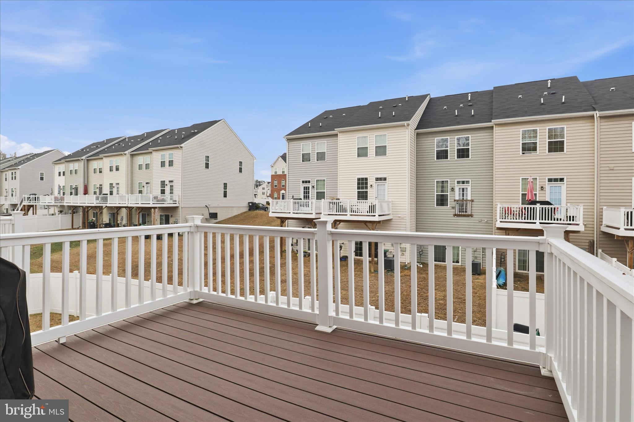 506 View Point Way Fredericksburg, VA 22405 - Photo 29 of 39 a view of a house with wooden deck