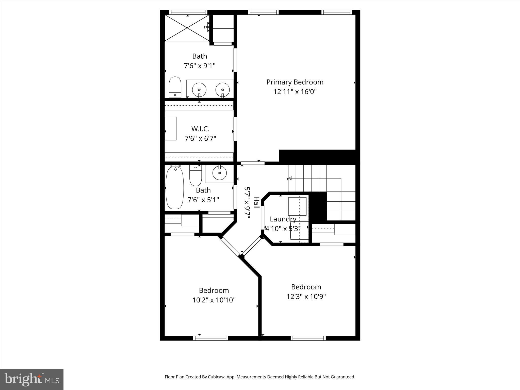 506 View Point Way Fredericksburg, VA 22405 - Photo 38 of 39 a picture of a bench in front of a wall
