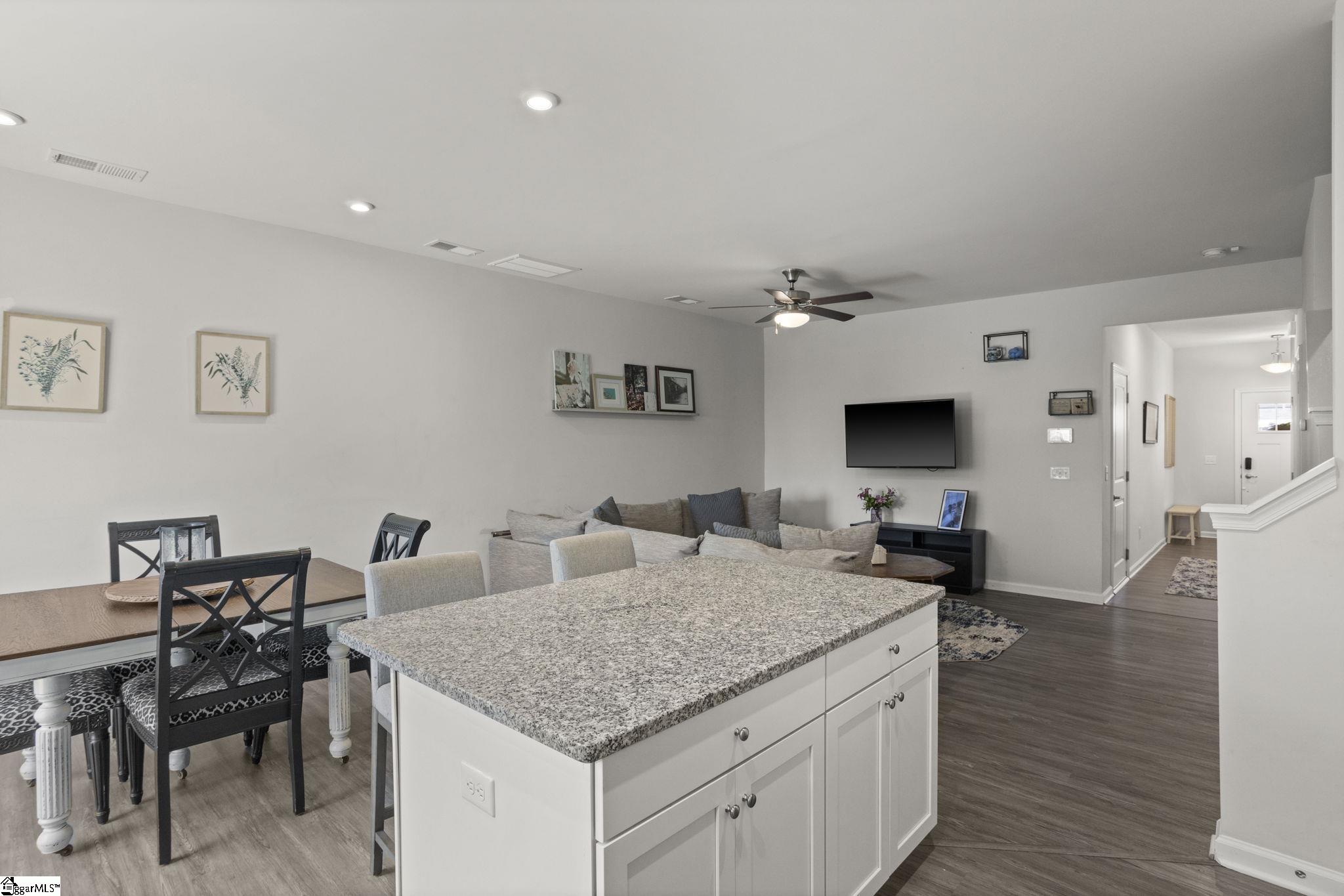 108 Roundtree Drive Simpsonville, SC 29681 - Photo 10 of 27