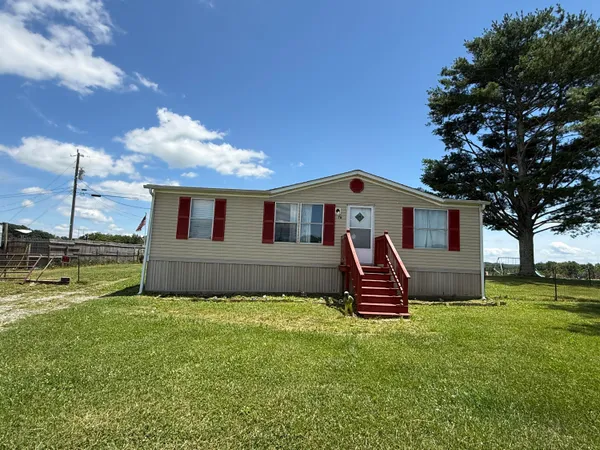 $169,000 | 76 Kelsey Lane, Pikeville, TN 37367