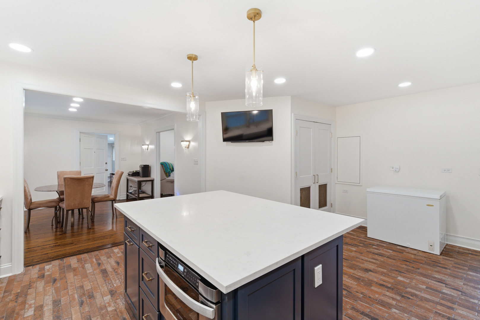 1725 Sunset Ridge Road Glenview, IL 60025 - Photo 12 of 38