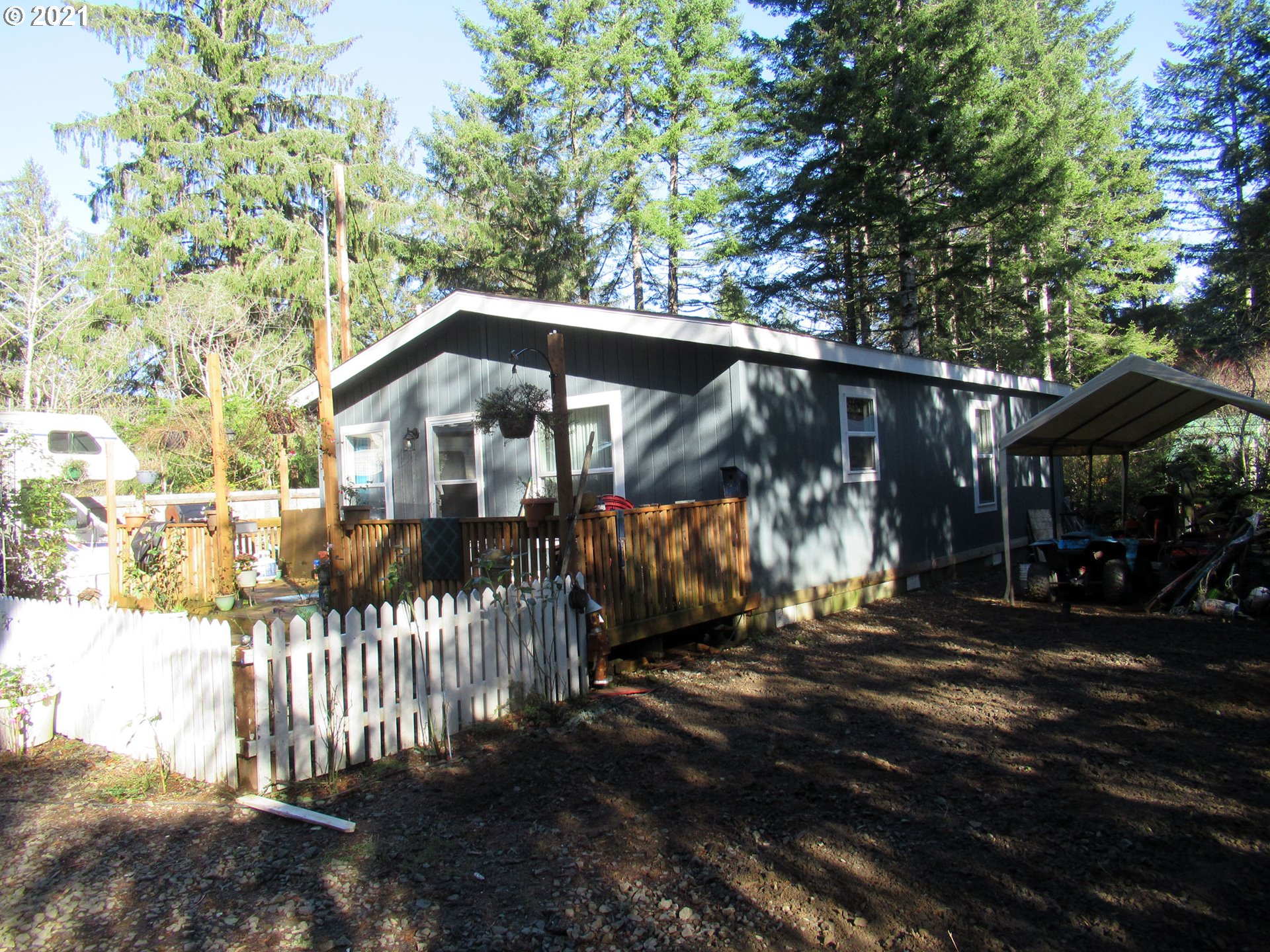 5640 Buck Lake Road Florence, OR 97439 - Photo 2 of 25 Gallery Image 2
