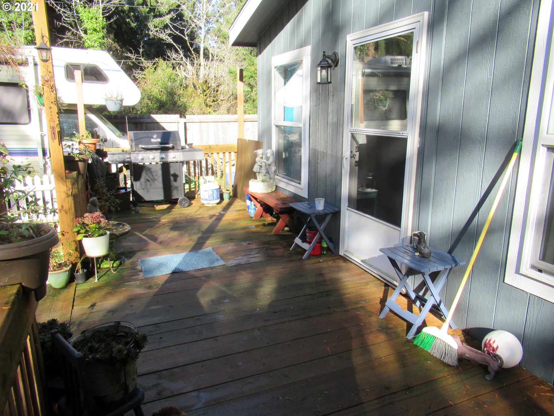 5640 Buck Lake Road Florence, OR 97439 - Photo 5 of 25 Gallery Image 5